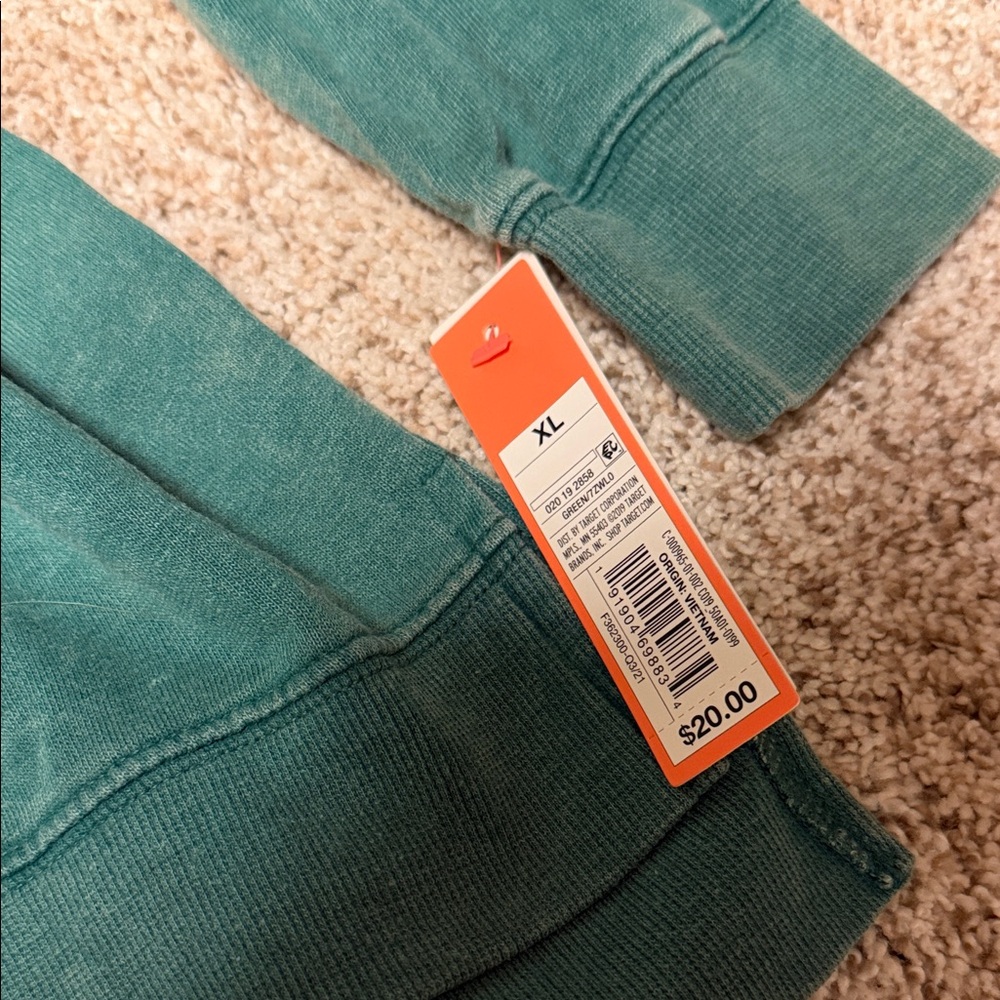 Colsie Green Sweatshirt - Picture 2 of 4